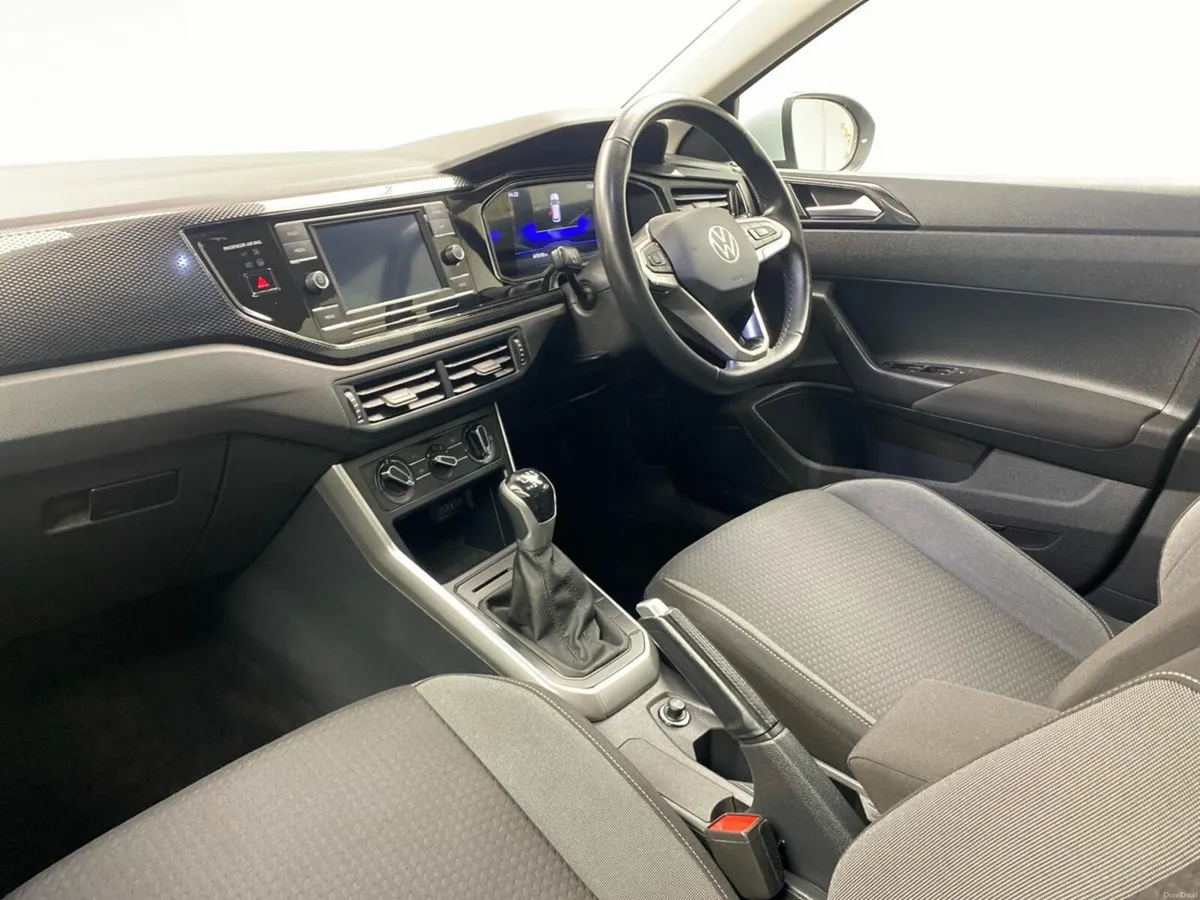 Volkswagen Taigo 1.0 TSI 95HP Life - Image 3