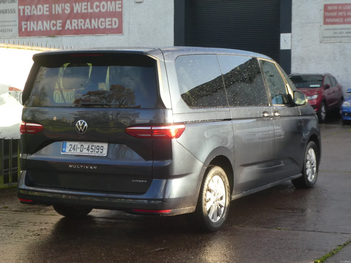 Volkswagen T7 2024 - Image 2
