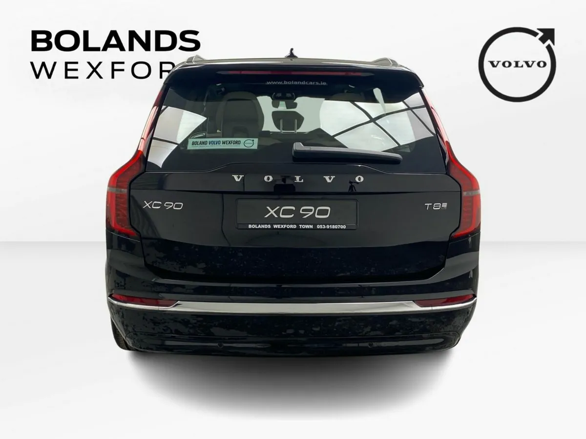 Volvo XC90 Onyx Black Plus with Cardamon interior - Image 4