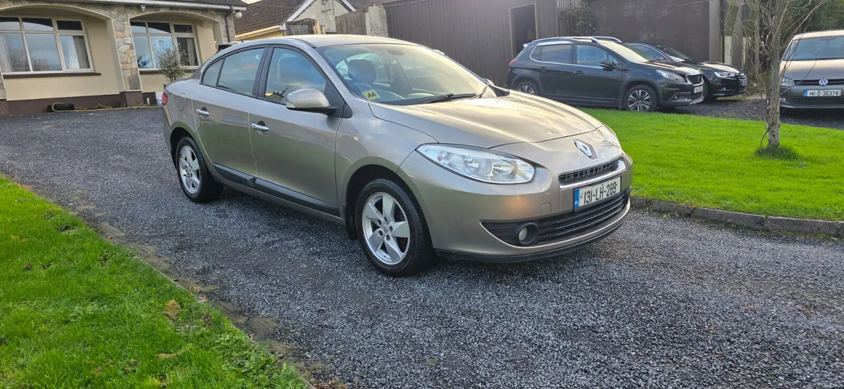 Renault Fluence 2013 - Image 1