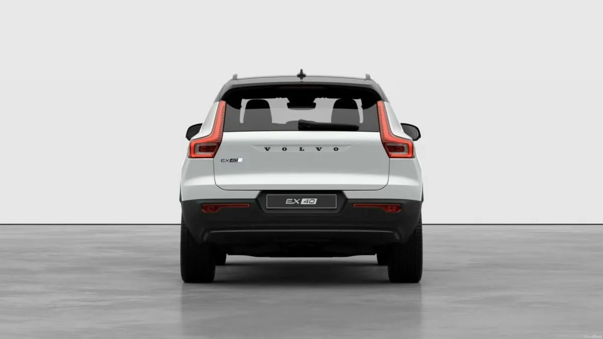Volvo EX40 261 EX40 Ultra Black edition Extended R - Image 4