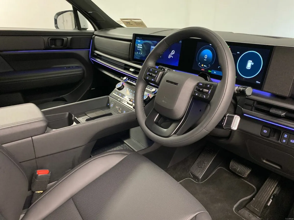 Hyundai Santa Fe SF Premium Calligraphy Creamy Whi - Image 6