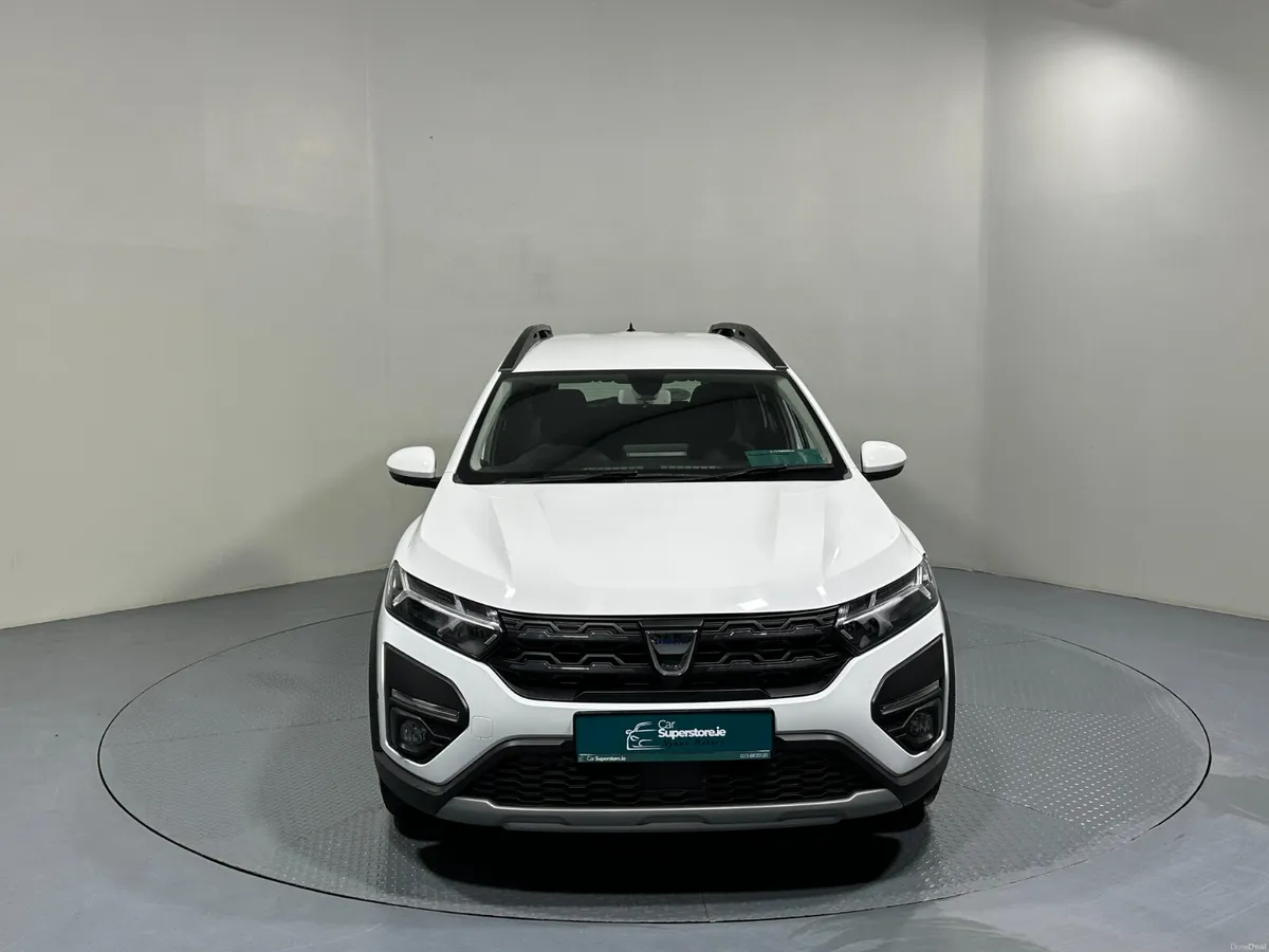 Dacia Jogger Comfort Petrol 7 Seater 1.0 221 - Image 2