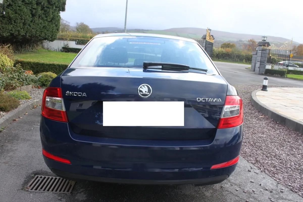 Skoda Octavia 1.6 TDI, 2016 - Image 2