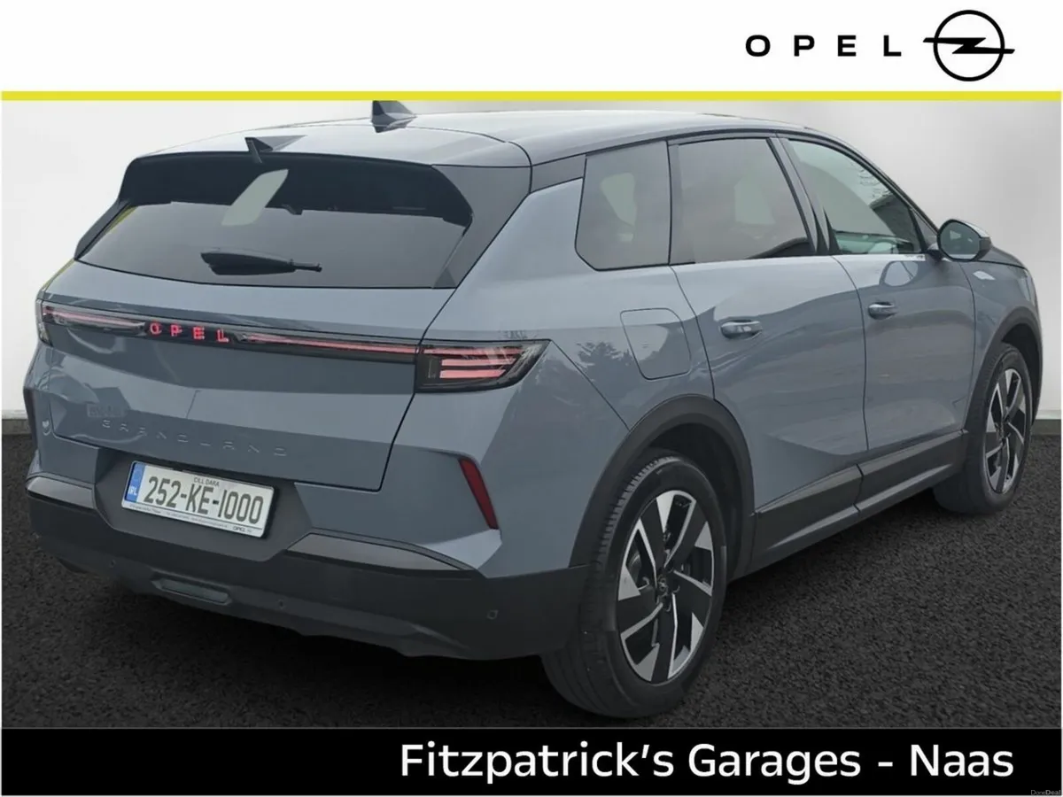 Opel Grandland GS HYBRID Demo with 3.9% Finance Av - Image 4