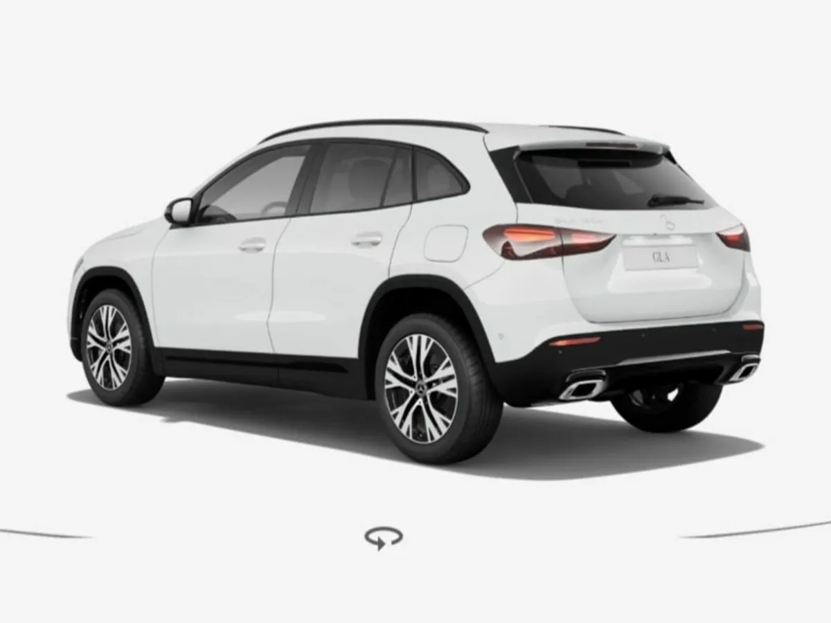 Mercedes-Benz GLA 180d Progressive Night Pack NEW - Image 3