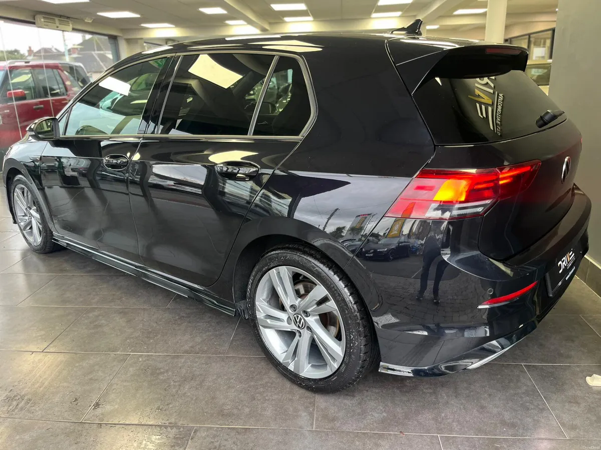 Volkswagen  Golf 2.0 TDI R-line Auto - Image 5