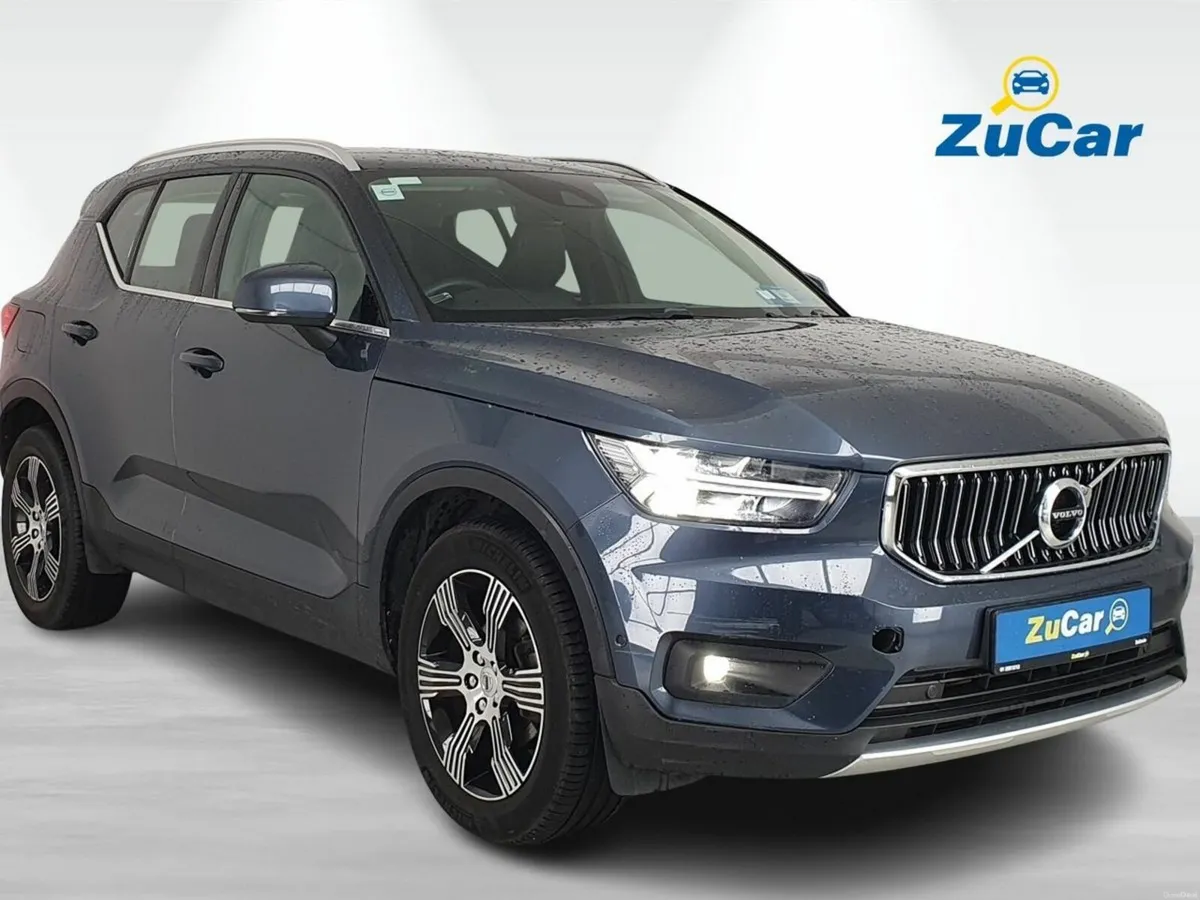 Volvo XC40 D3 FWD AUTOMATIC 150 INSCRIPTION - Image 1