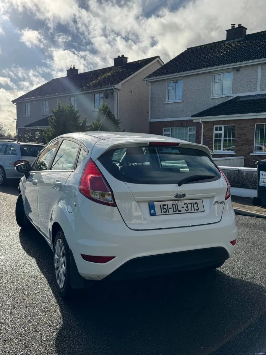 Ford fiesta - Image 2