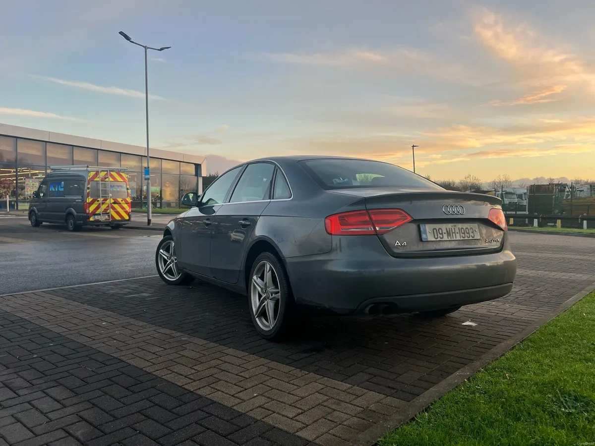 2009 Audi A4 – Excellent Condition - Image 4
