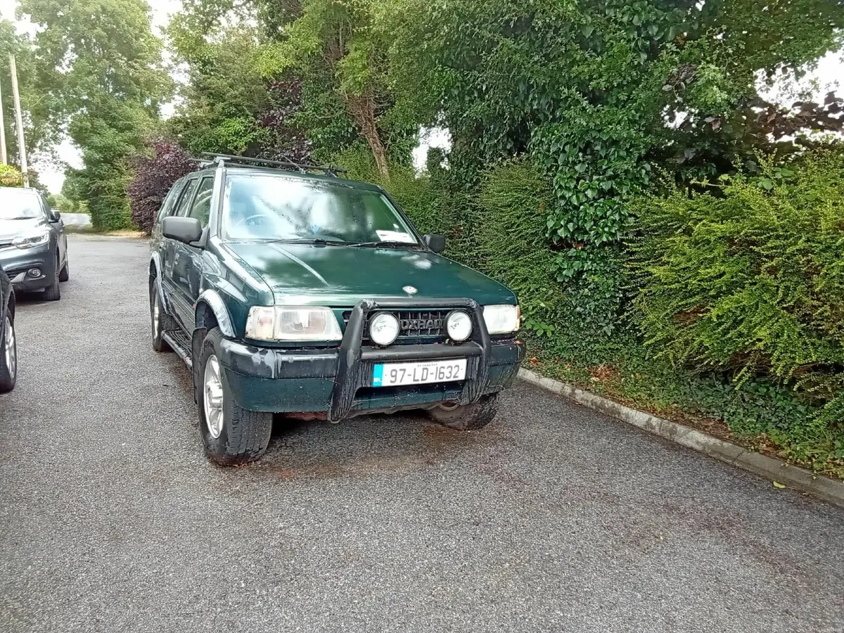 Vauxhall Frontera 2198cc Petrol Estate 1997 - Image 3