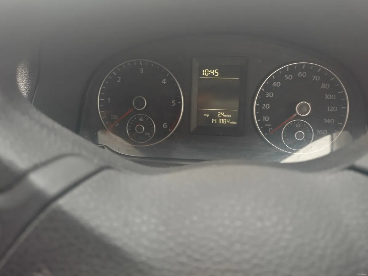 Volkswagen Caddy 2014 CVRT until 09/2026 - Image 4