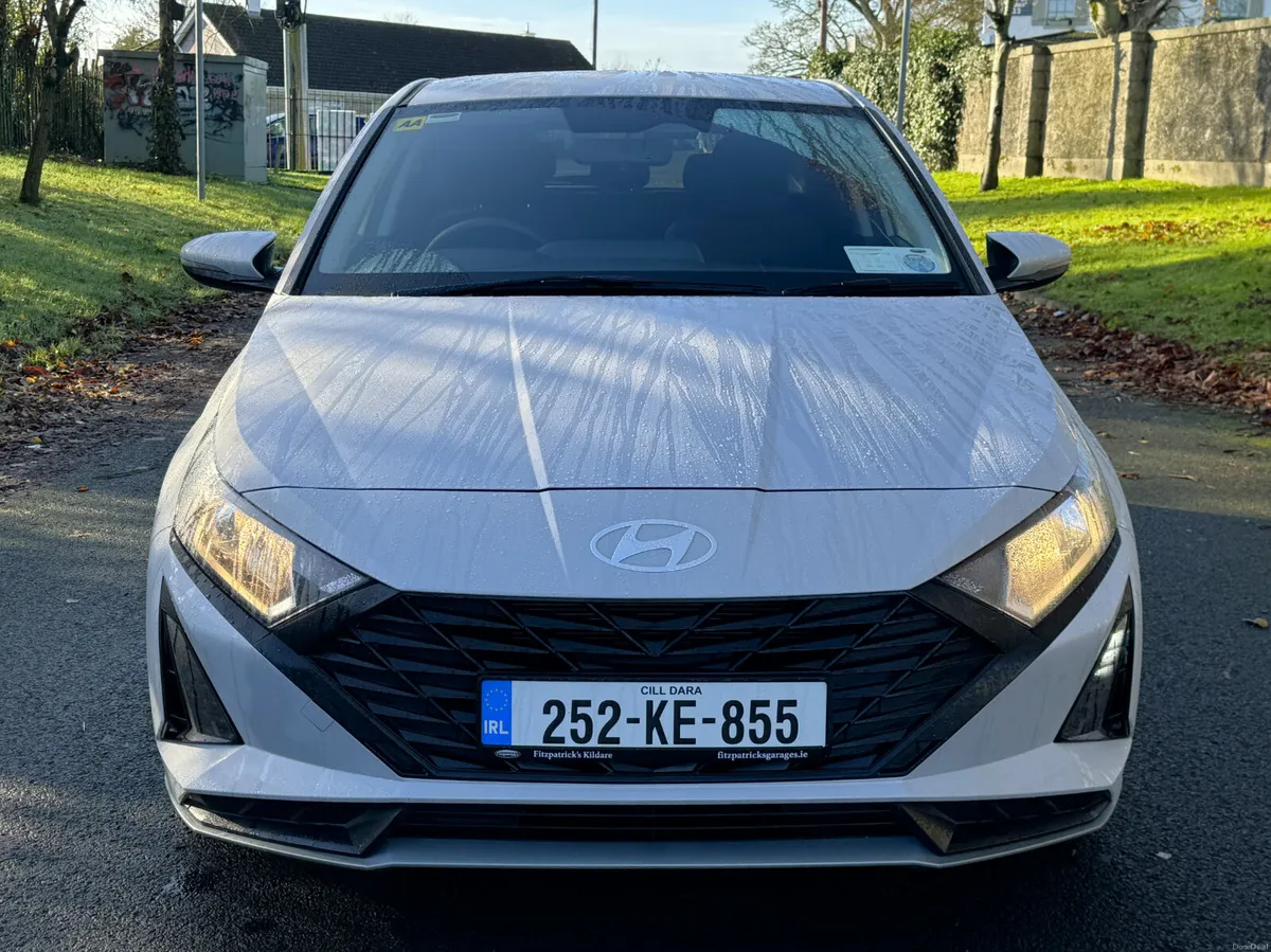 Hyundai i20 Deluxe Plus 2025 - Image 2