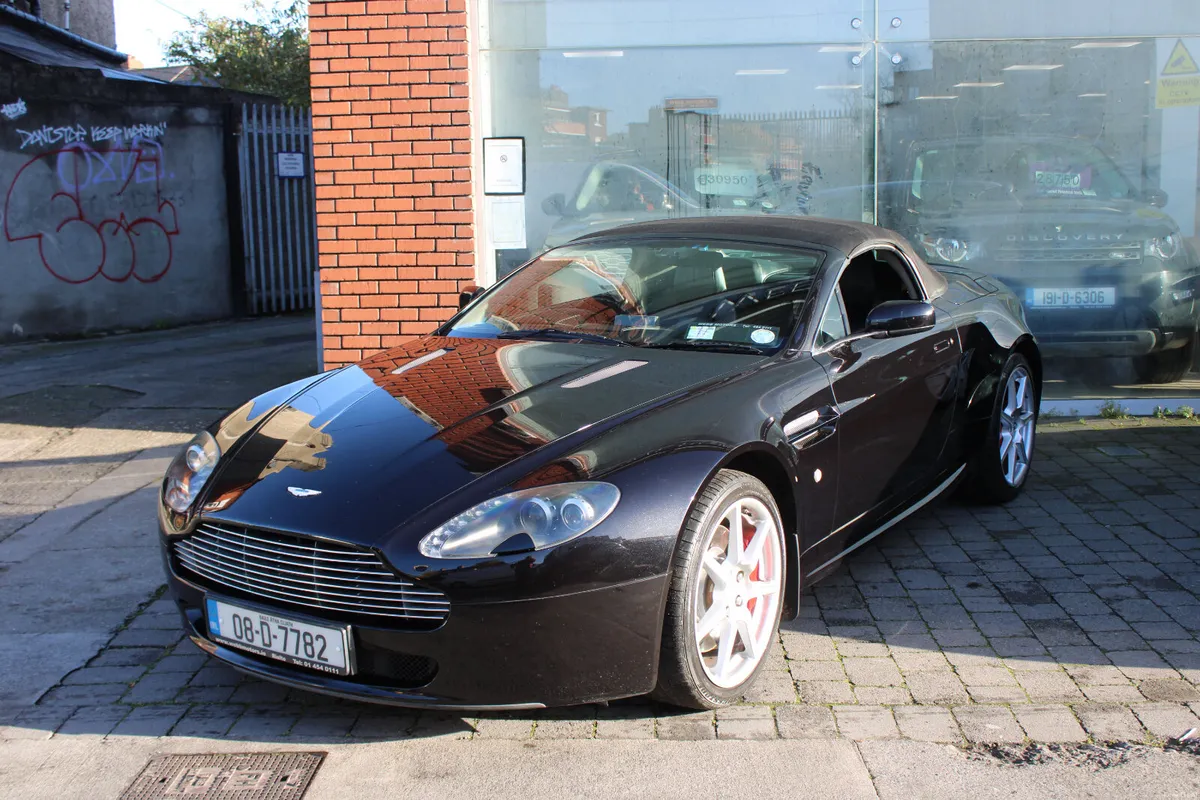 Aston Martin V8 VANTAGE 2008 - Image 1