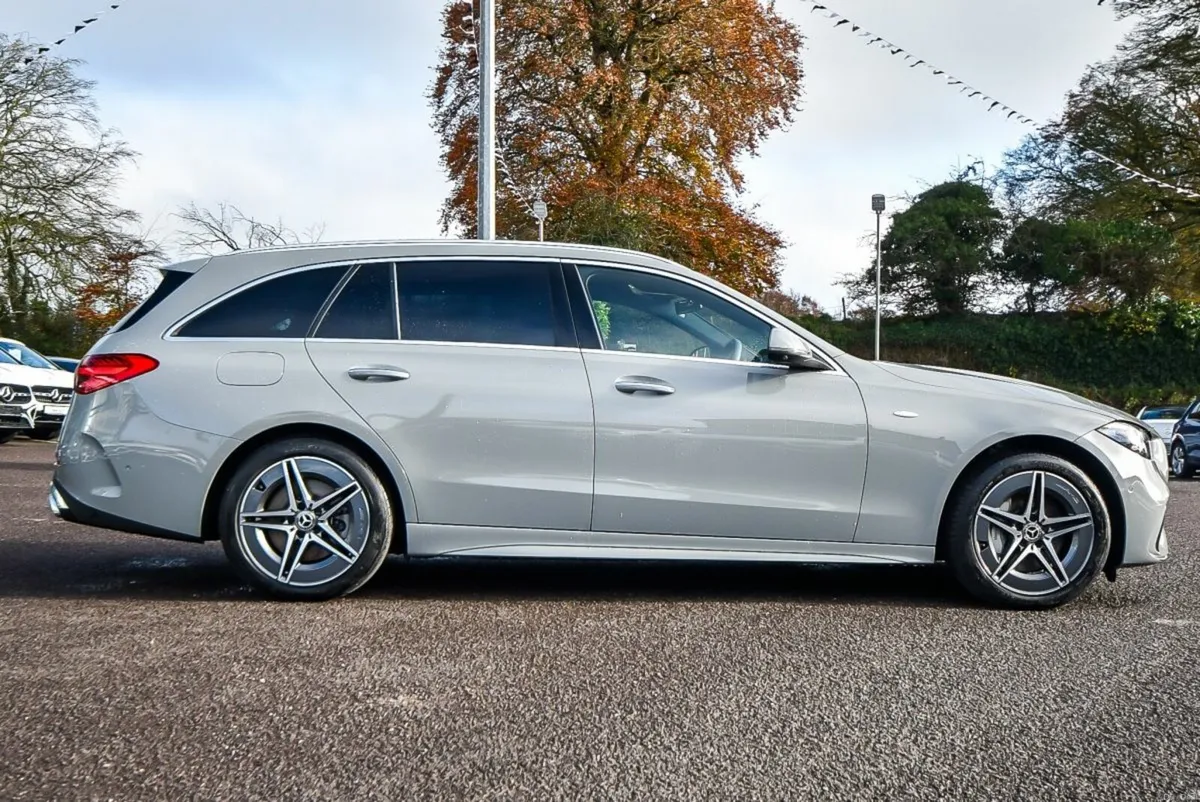 Mercedes-Benz C-Class C300e Premium Plus Estate 31 - Image 4