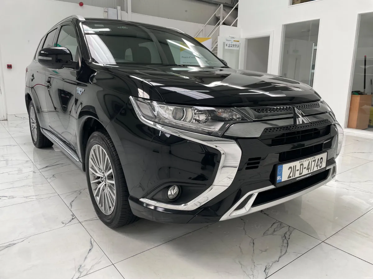 Mitsubishi Outlander 2021 - Image 1
