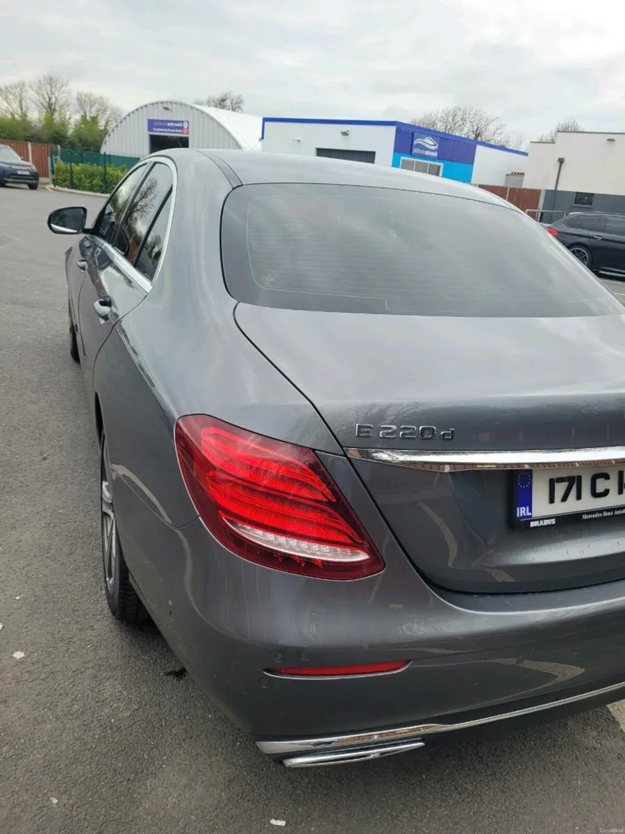 ***Low Kilometres***Price negotiable *** - Image 4