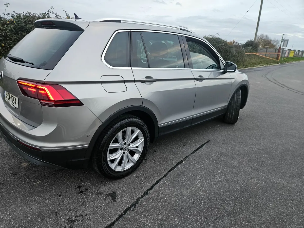 Volkswagen Tiguan 2019 - Image 3