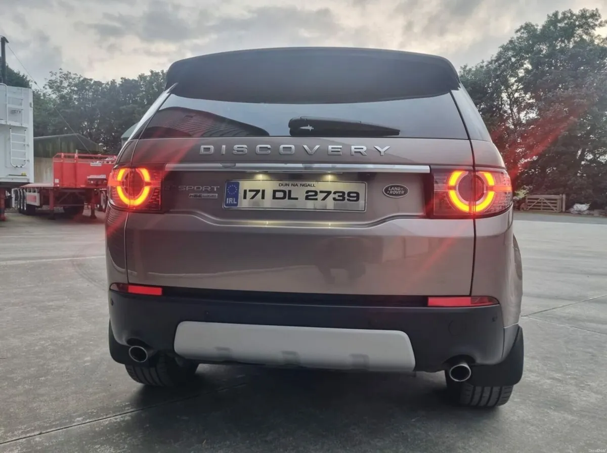 Land Rover Discovery Sport HIGH SPEC 7 seat 180Hp - Image 4