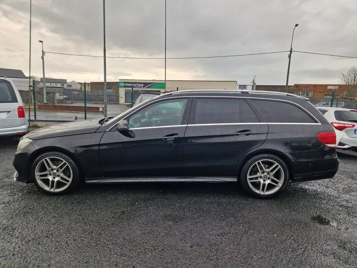 2014 Mercedes-Benz E250 AMG LINE - 7 Seats - Image 2