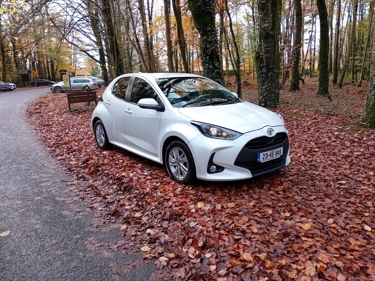 2023 TOYOTA YARIS 1.0i LUNA 5 DOOR MANUAL - Image 3