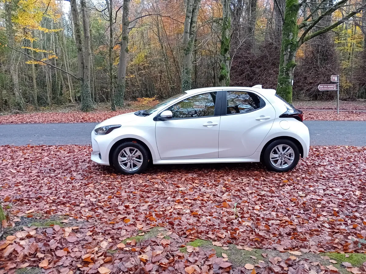 2023 TOYOTA YARIS 1.0i LUNA 5 DOOR MANUAL - Image 4