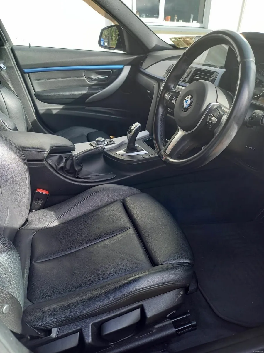 BMW 3-Series 2017 - Image 4