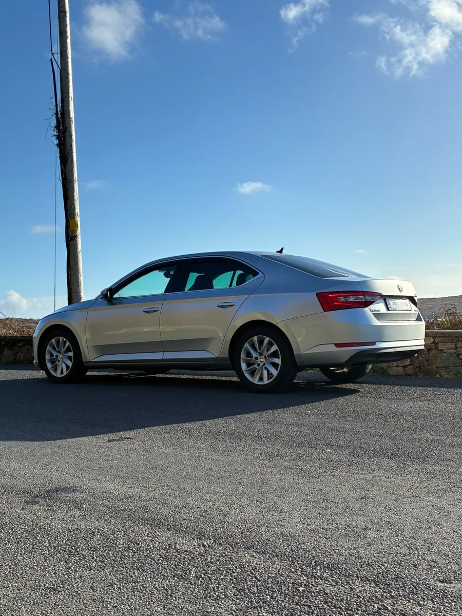 Skoda Superb Business edition - Image 3
