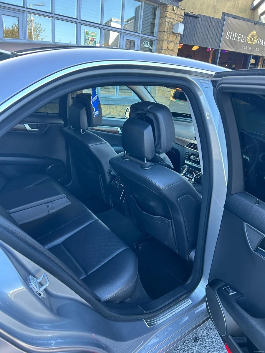 Mercedes c class elegance automatic 3k invested - Image 3
