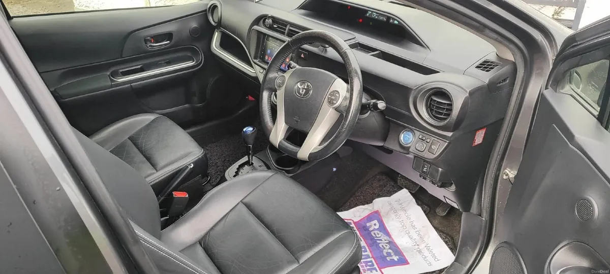 Toyota Aqua 2014 - Image 4