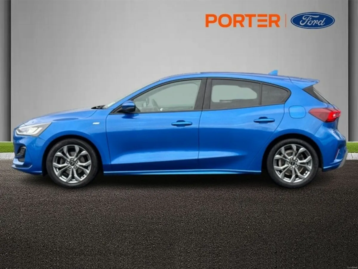 Ford Focus *SALE NOW ON* 1.0T ST-LINE 125PS - Image 6