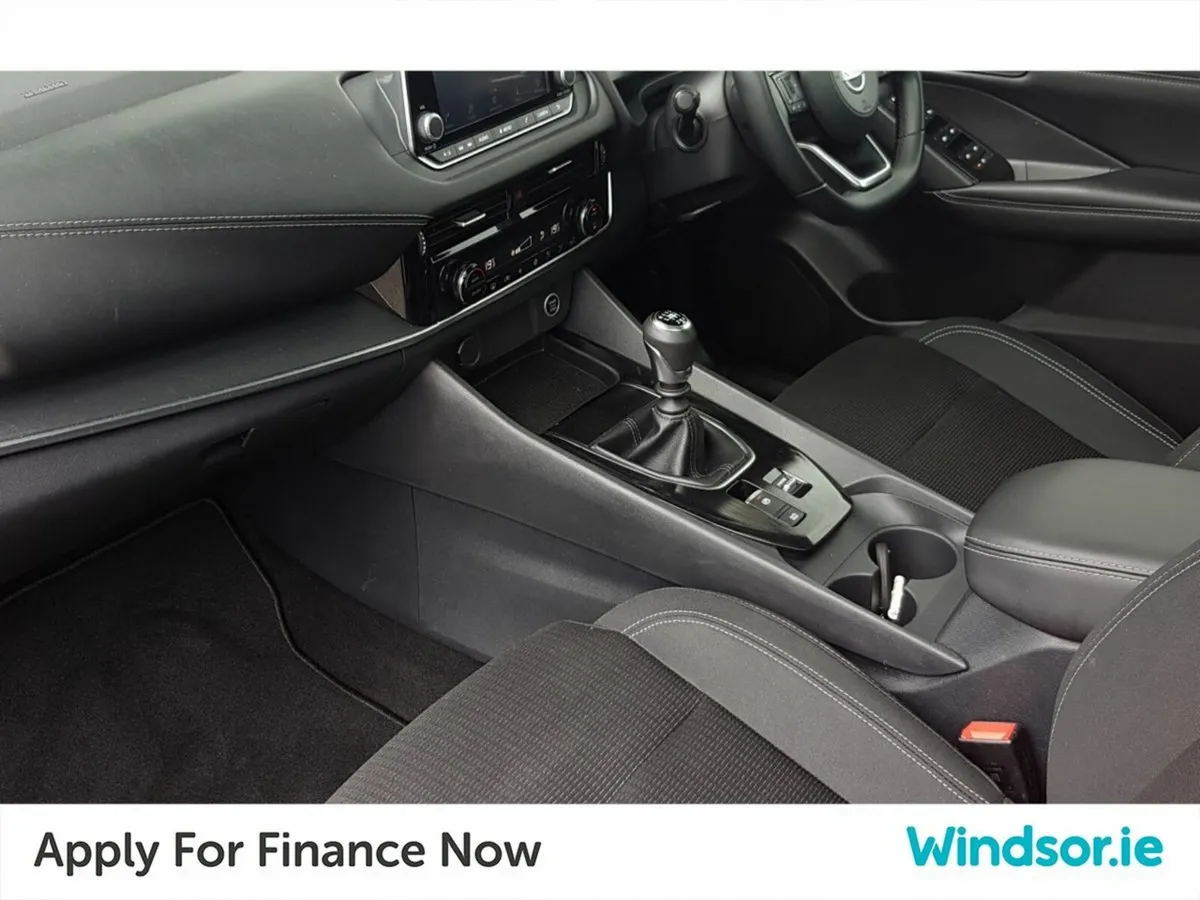 Nissan Qashqai 1.3 HYB SV GR RR PG - Image 4