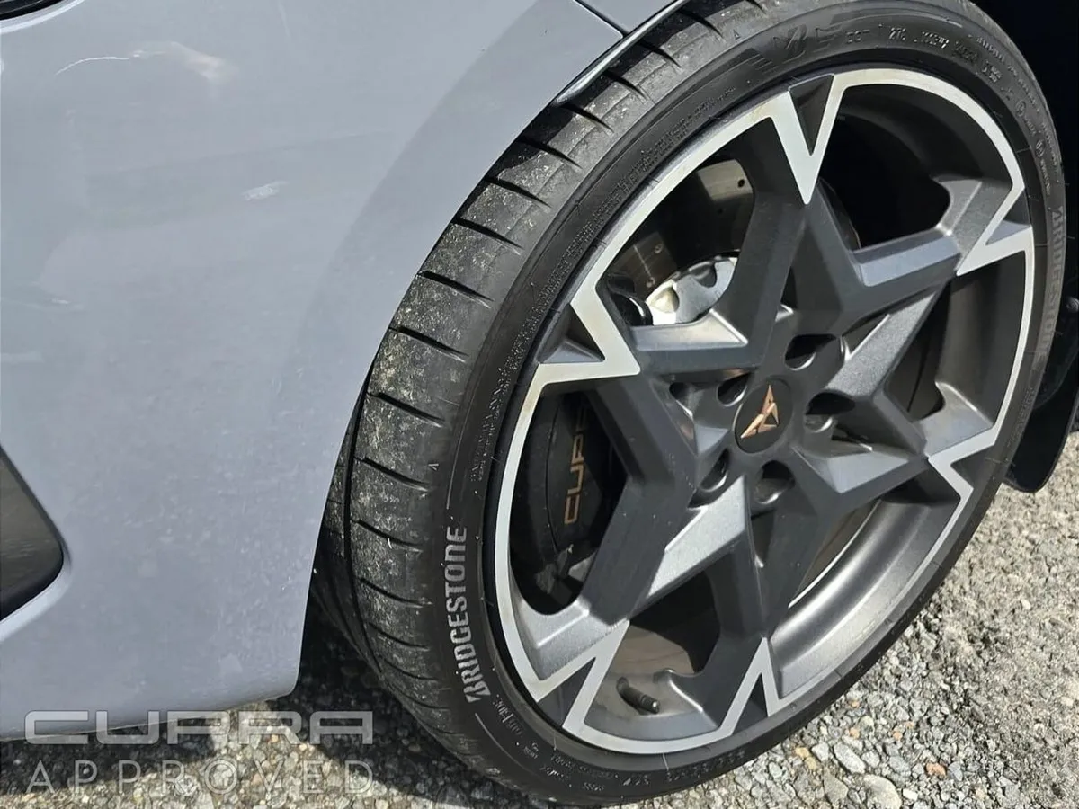 Cupra Leon SP VZ 2.0TSI 333HP DA - Image 6