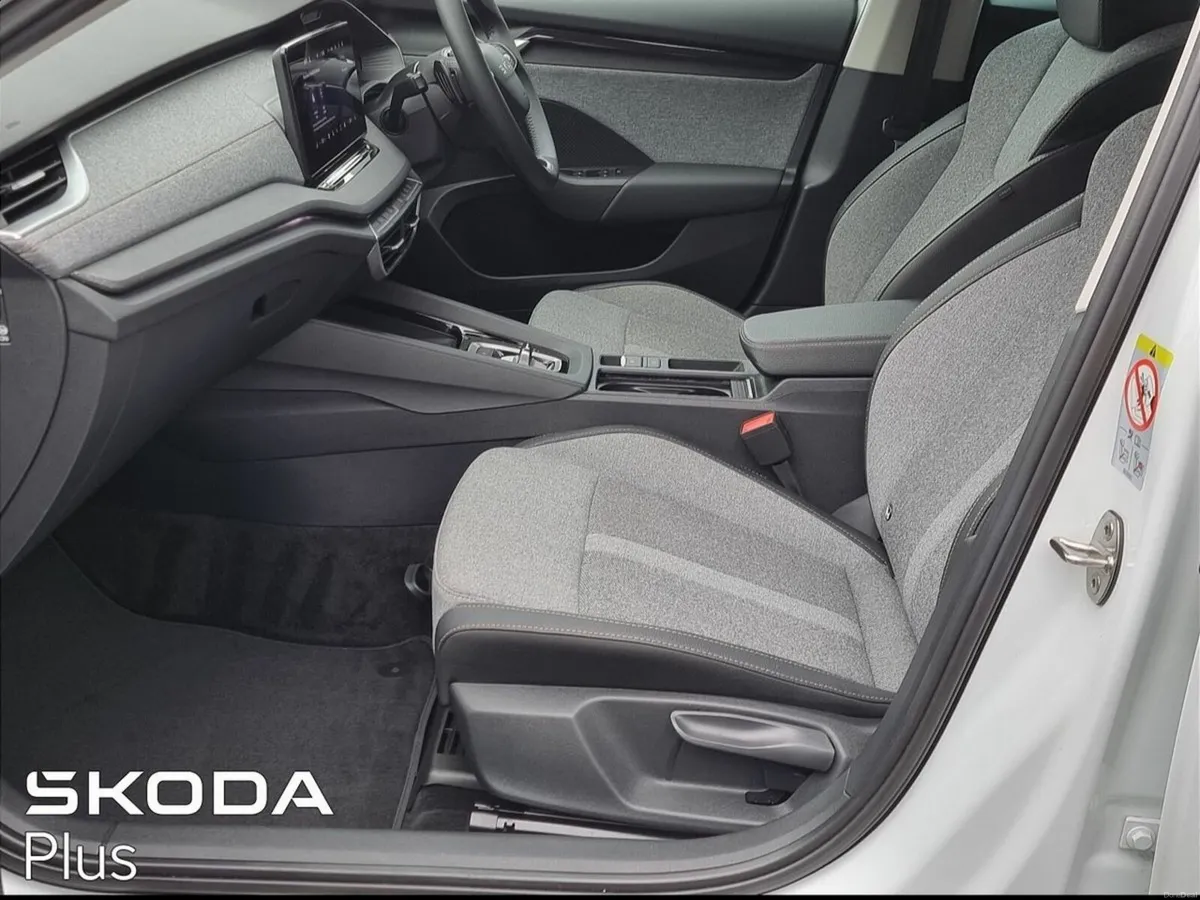 Skoda Octavia ** SELECTION+ MHEV ** 1.5TSI 150HP * - Image 4