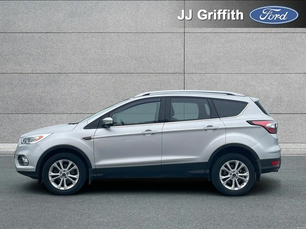Ford Kuga 1.5TDCi 120PS FWD Titanium - Image 3