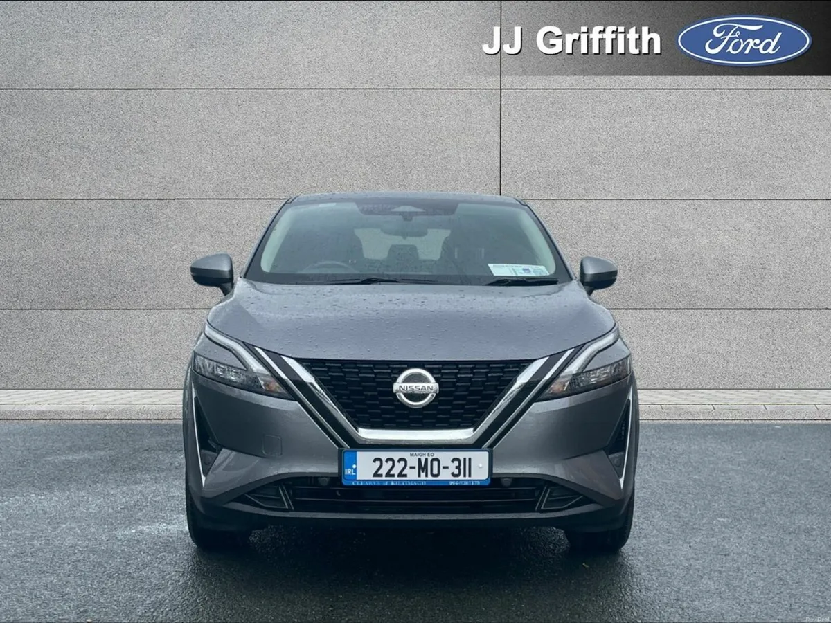 Nissan Qashqai 1.3 PET MILD HYBRID SV - Image 4