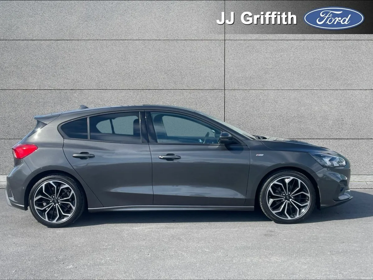 Ford Focus 1.0T EcoBoost Hybrid 125PS ST-Line - Image 5