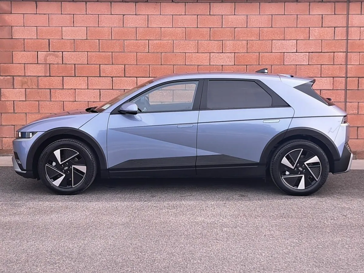 Hyundai IONIQ 5 Stellar Model 84 k/wh battery with - Image 3