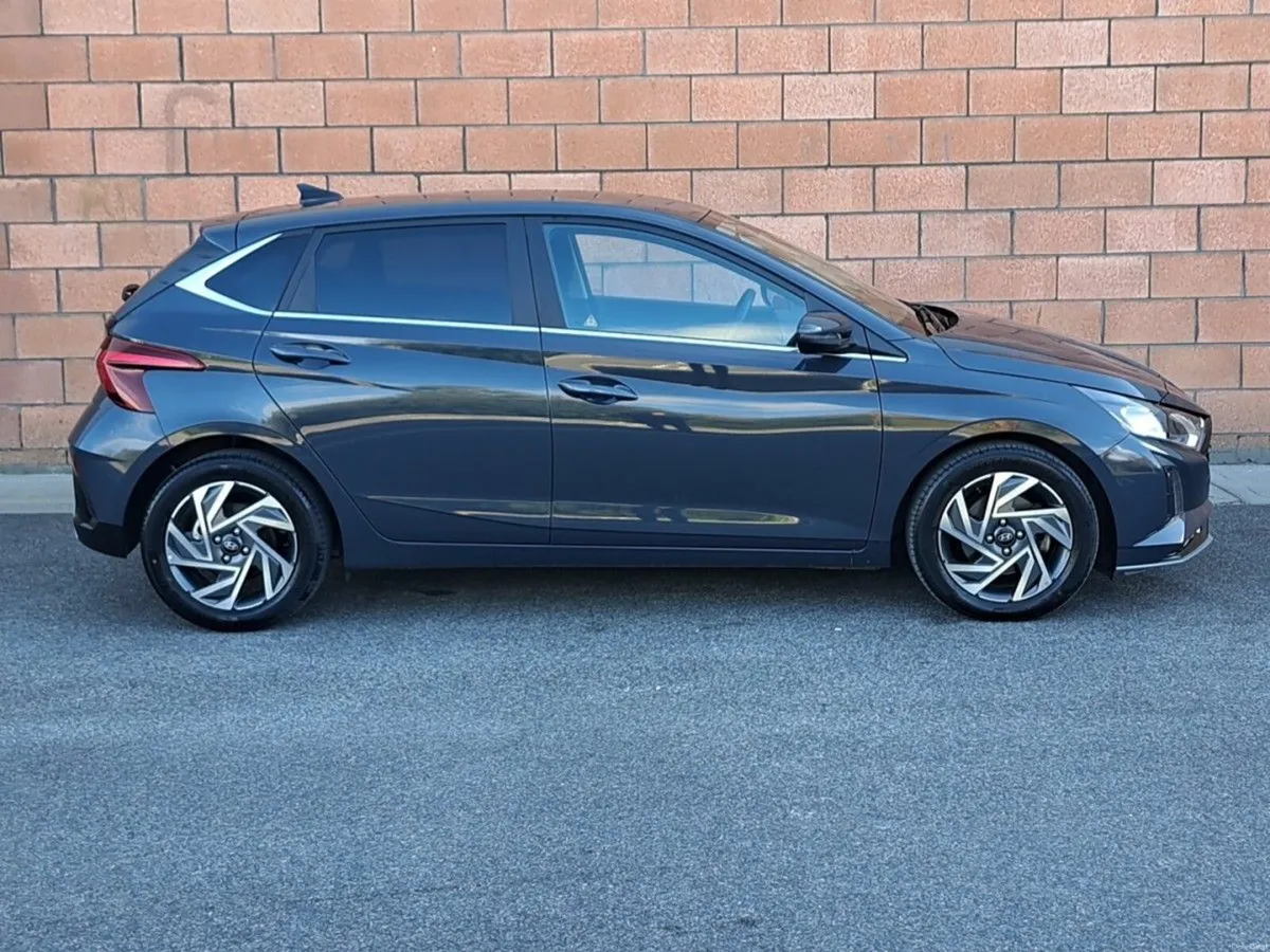 Hyundai i20 Deluxe Plus Model 1.0 Turbo Petrol Aut - Image 4