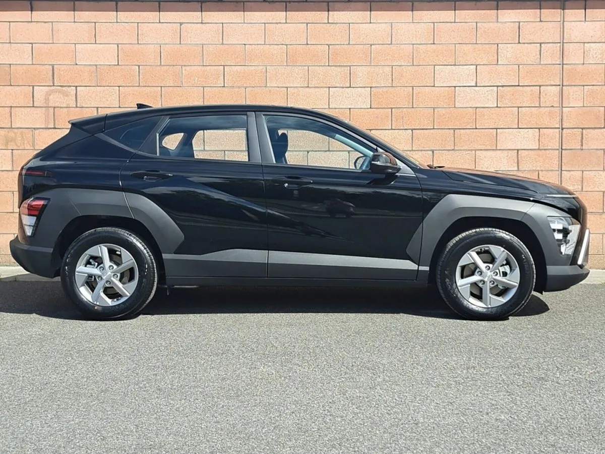 Hyundai KONA Hybrid Signature Model 140 Bhp Order - Image 3