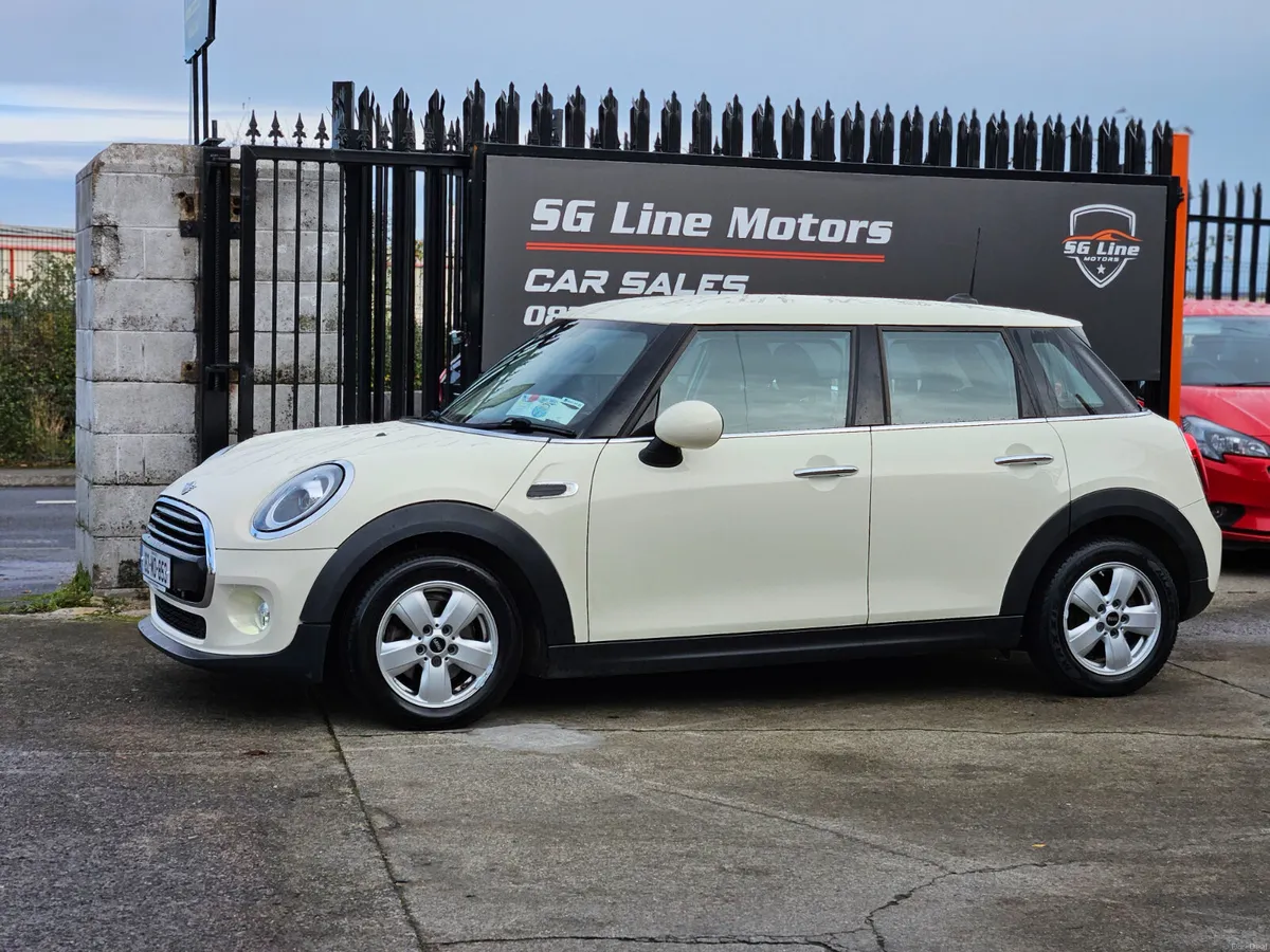 182 Mini Cooper D 1.5   CLUBMANN EXCLU - Image 2