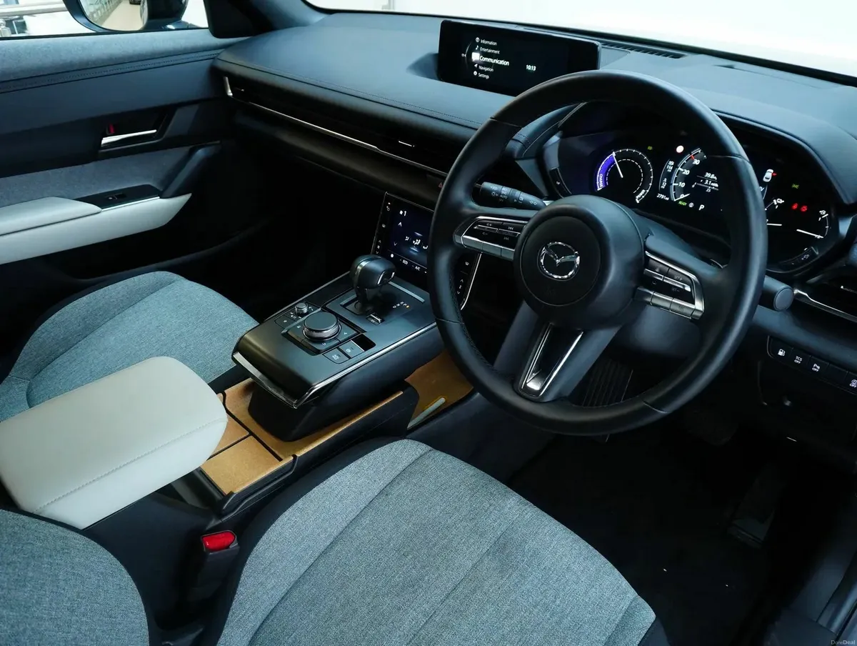 Mazda MX-30 2025 (NI Car, VRT only €2,088!) - Image 3