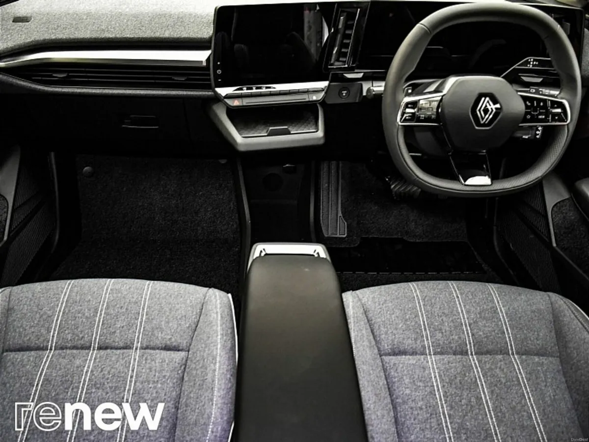 Renault Megane E-Tech Techno EV60 - Image 2