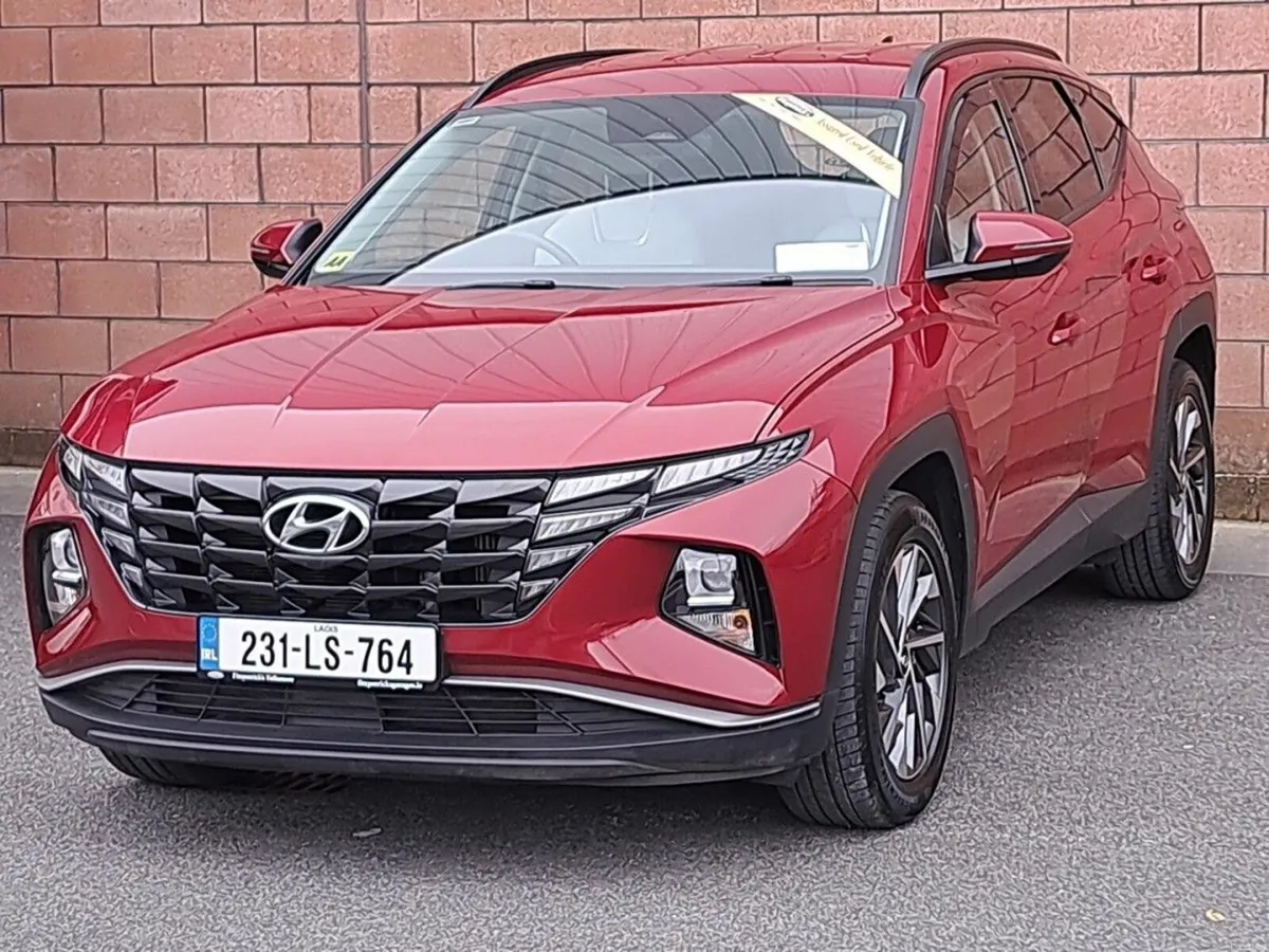 Hyundai Tucson Executive Model 1.6 Diesel - Image 2