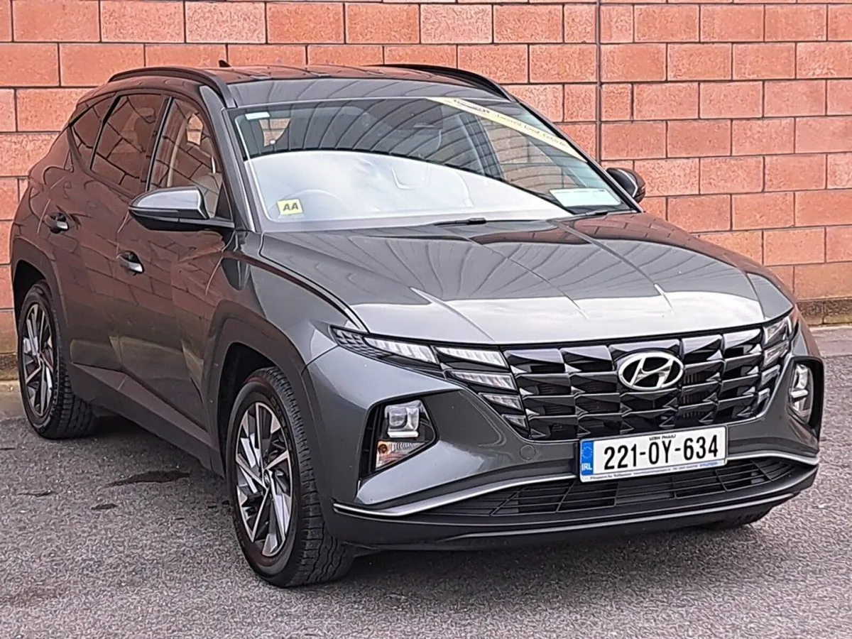 Hyundai Tucson Executive Model 1.6 Diesel. - Image 2