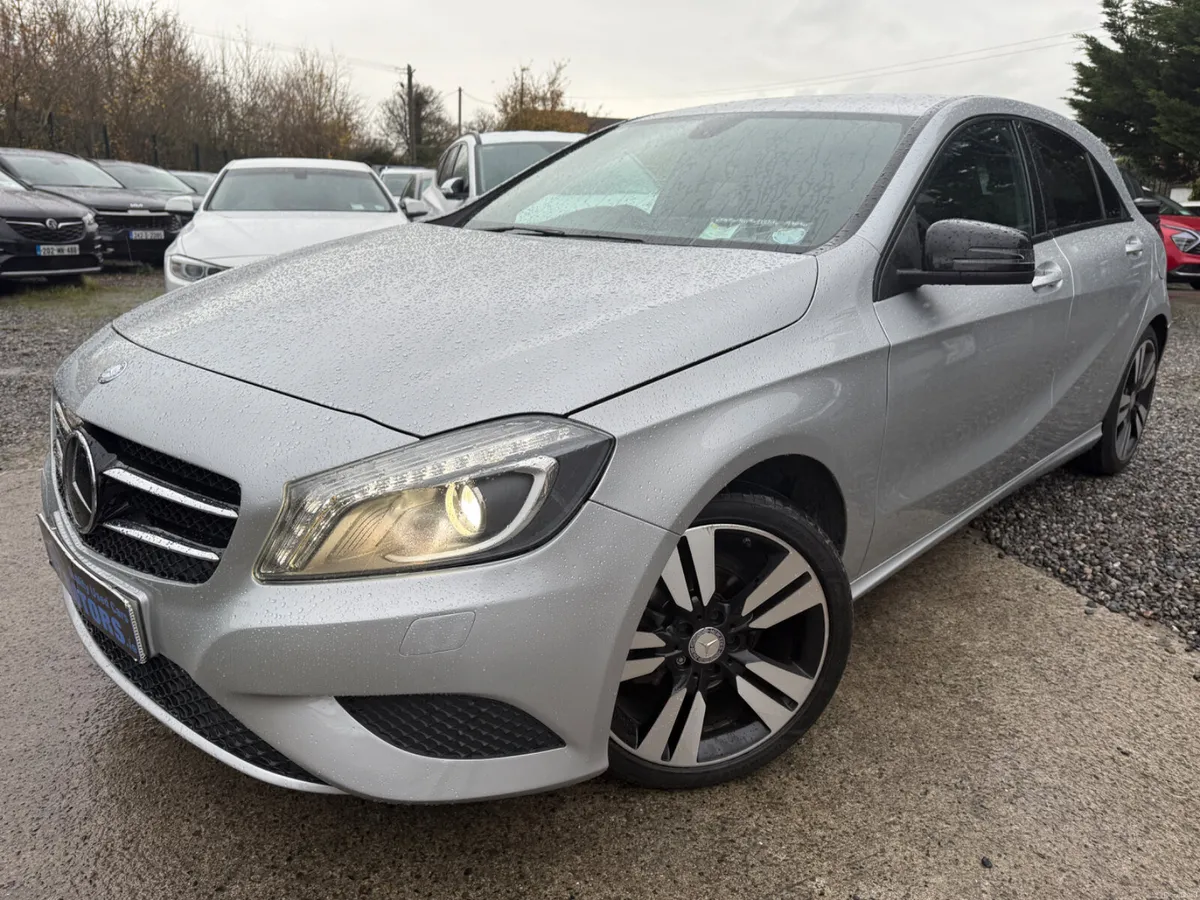 2015 Mercedes-Benz A Class 160 SPORT AUTO - Image 2