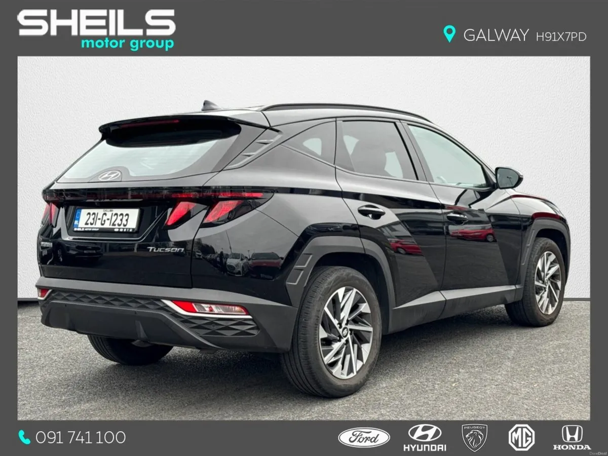 Hyundai Tucson 2WD Executive - Image 2