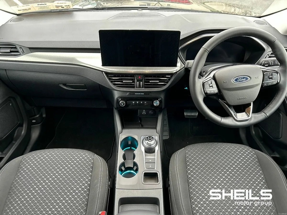 Ford Kuga 2.5 Duratec 243PS PHEV Titanium Automati - Image 3