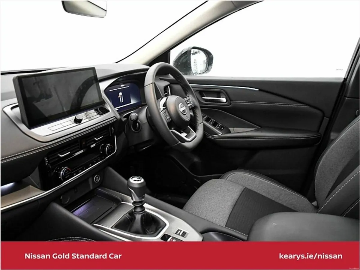 Nissan Qashqai HYB SV Premium 2Tone ASK ABOUT OUR - Image 5