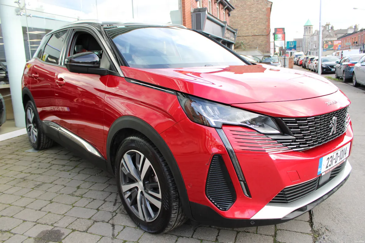 Peugeot 3008 AUTOMATIC 1.5 HDI ALLURE 2023 - Image 2